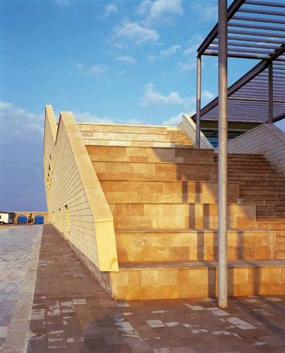 709446535_large