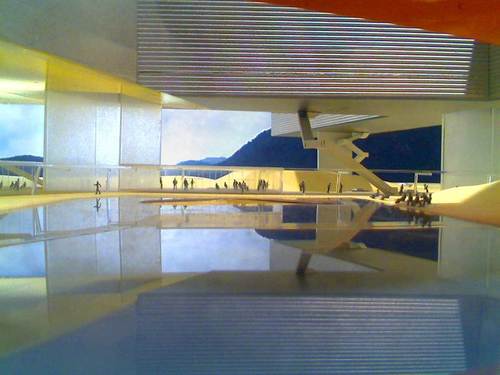436162000_large