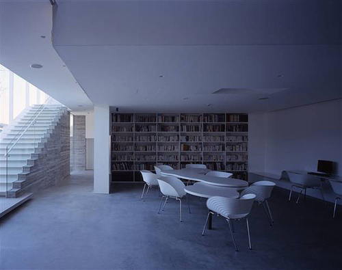 803544136_large