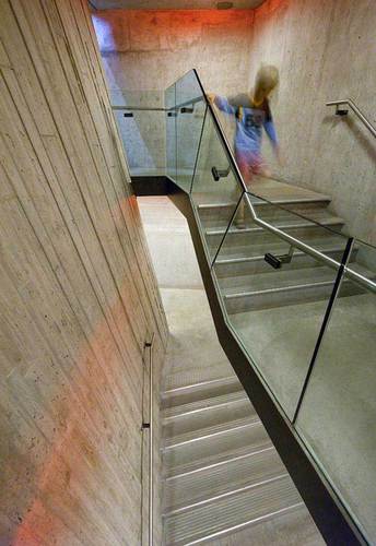 635910459_large