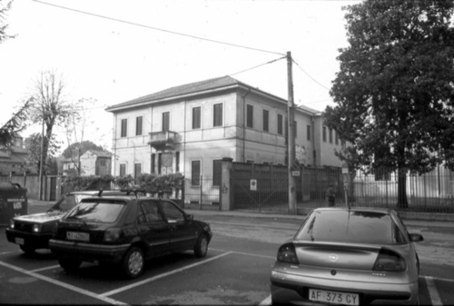 1017953159_large