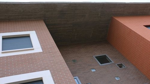 04_large
