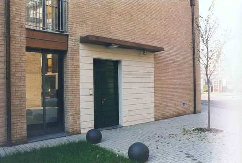 2105374311_large