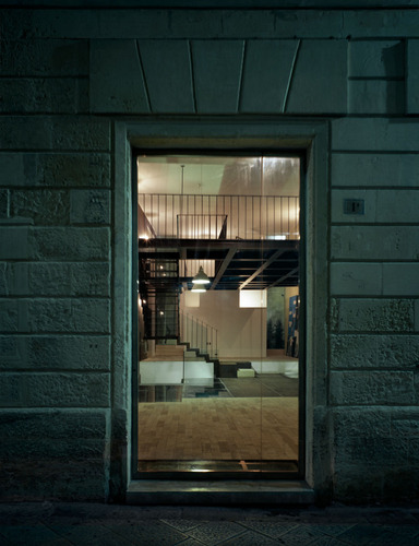 002_large