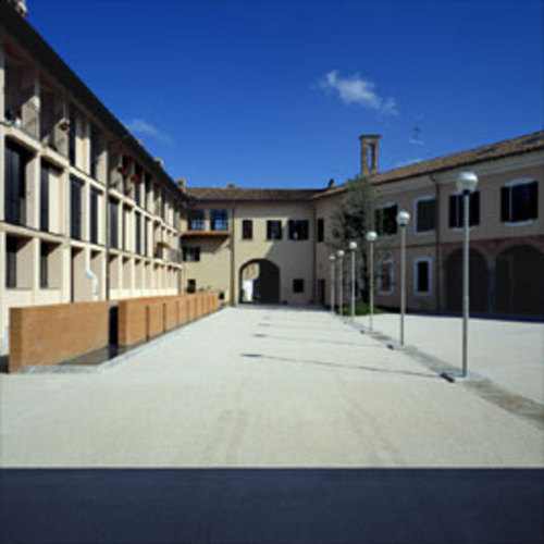 1115061551_large