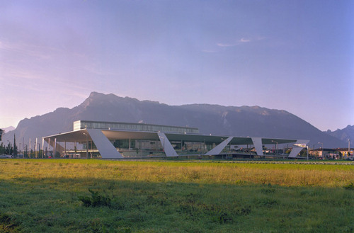 Low-res_hg170-01_large
