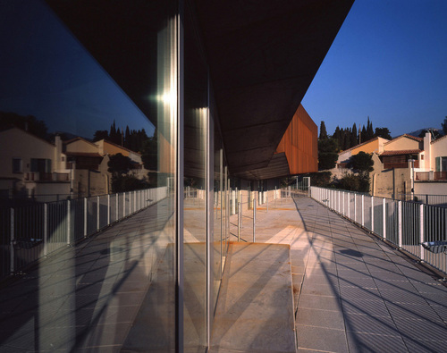 Gymnase_caillié_05_large
