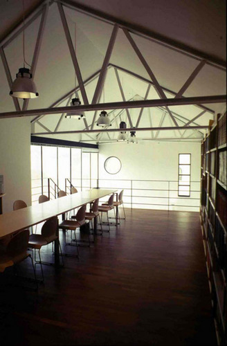 Interno_4_large