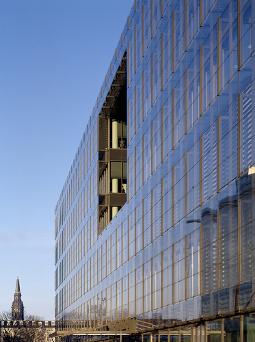 07-018_deloitte_008-l_large