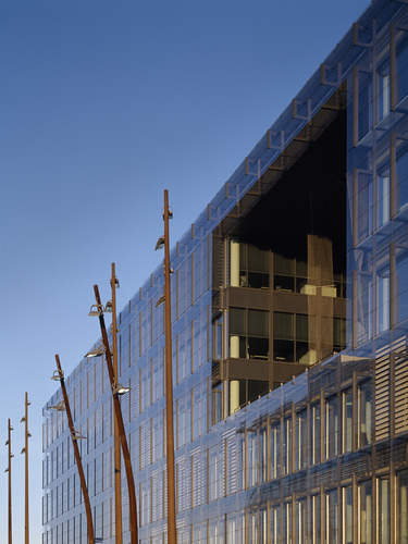 07-018_deloitte_012-l_large