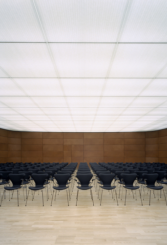 07-018_deloitte_019-l_large