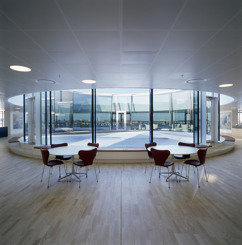 07-018_deloitte_064-l_large