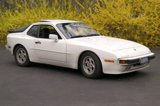 1986-944