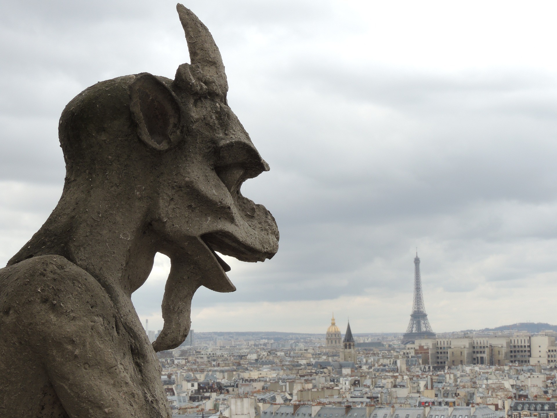 paris-1233618_1920