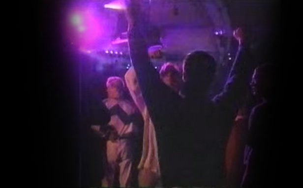 Watch Rave Master Online Free