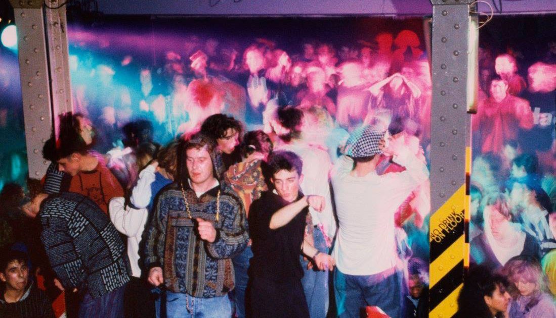 Download over 200 rave tapes from 1990