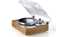 Thorens unveils new retro 900-series turntables