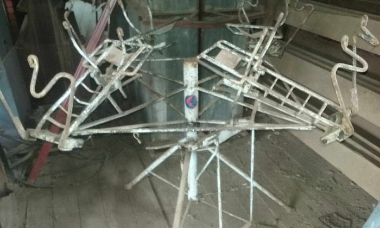 Lyco 4 berth lamb marking cradle Livestock Equipment Sheep