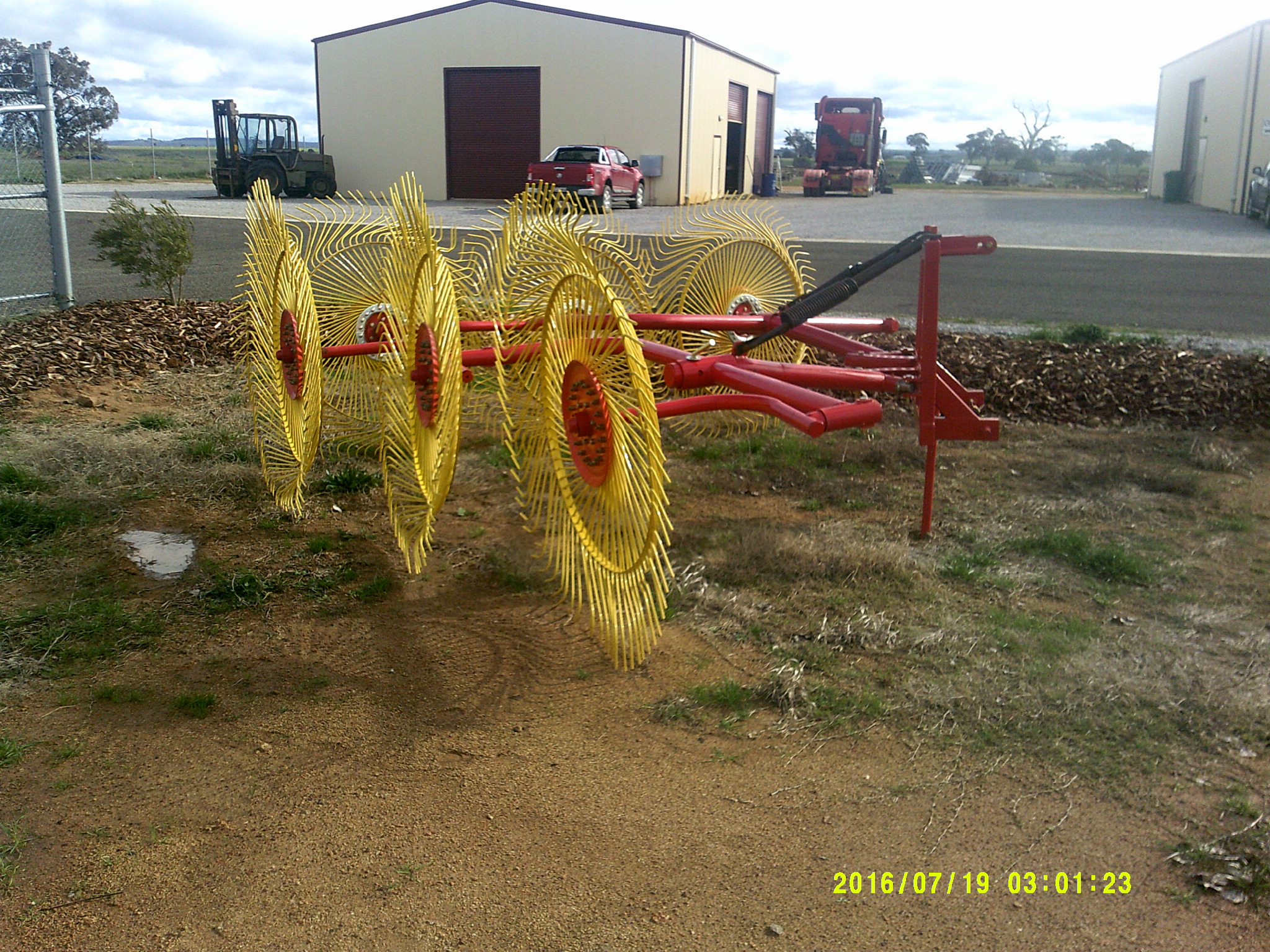 Hay Rake Machinery & Equipment Hay and Silage Farm Tender