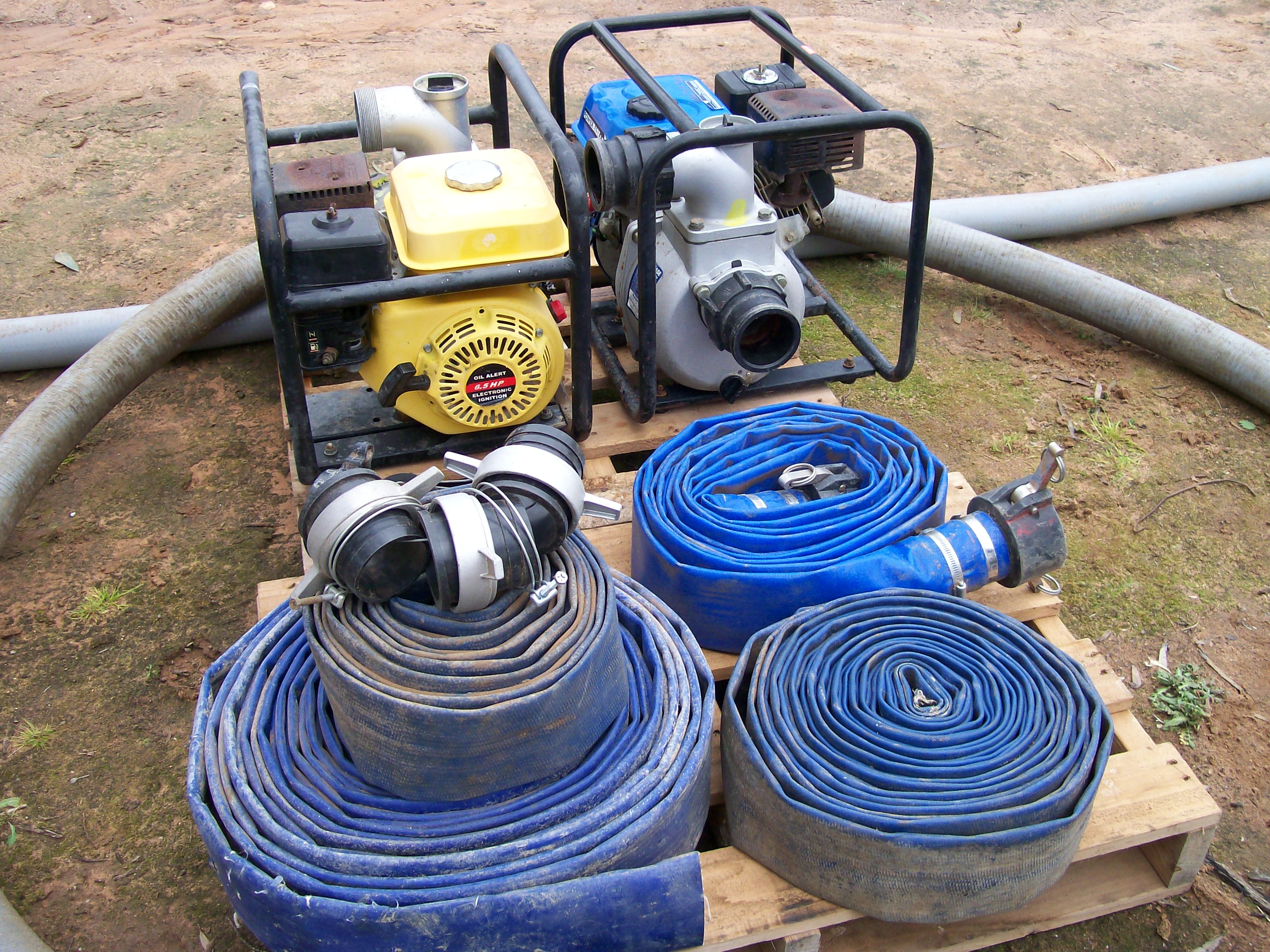 2 x 3 inch Chonda volume/trash water pumps with 2 sets of hoses
