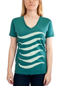 Women's Waves Tee