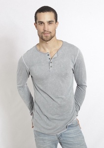 Bamboo Henley