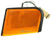 Hyundai Mitsubishi Side Marker Light Assembly (Excel Precis) - Original Equipment 586-0017