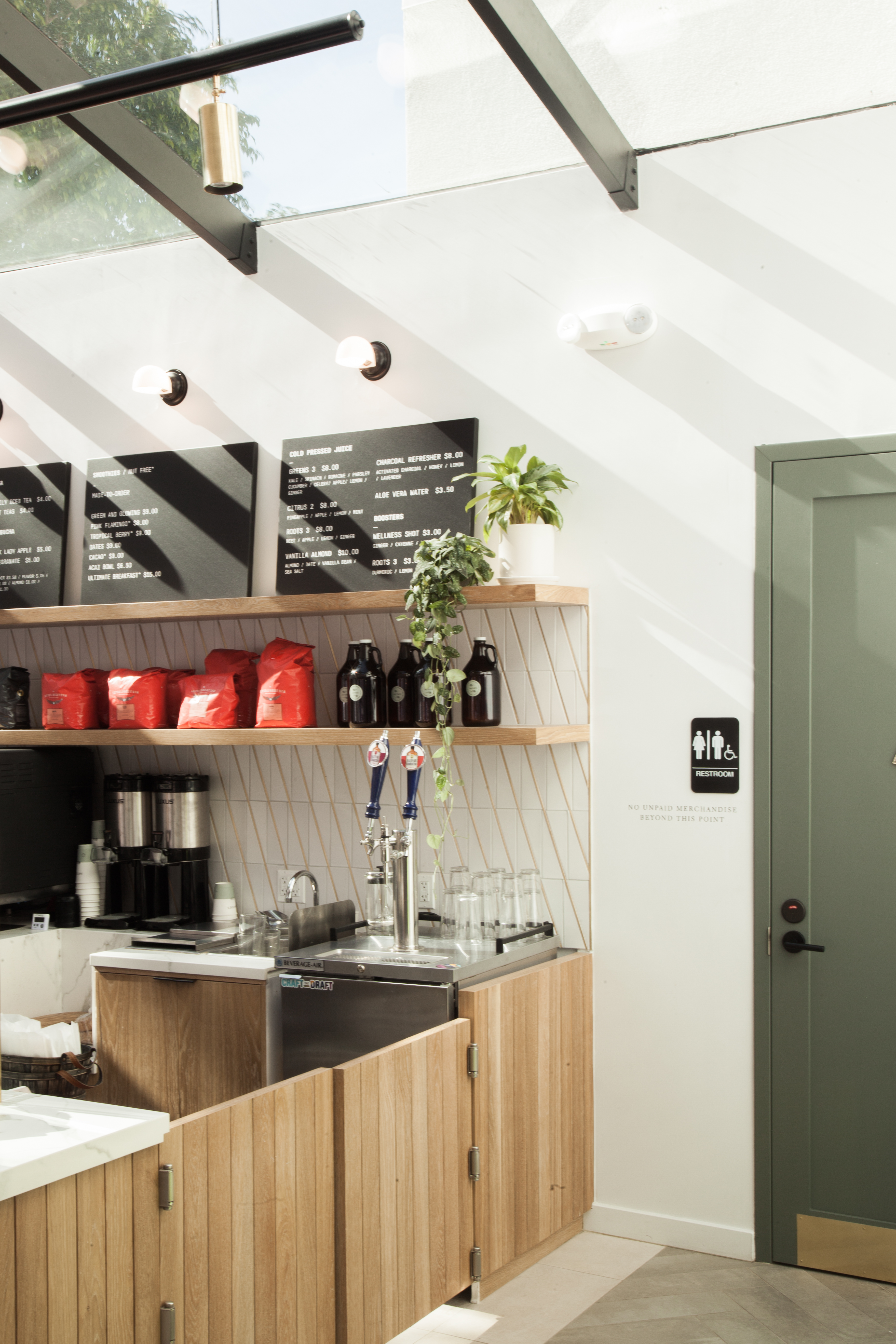 2018_Q3_image_commercial_design_Project_M_Plus_Jaydes_Market_grocery_store_cafe_backsplash_tile_scalene_triangle_stacked_brass_inlay_daisy_full_6_FC-185726.jpg