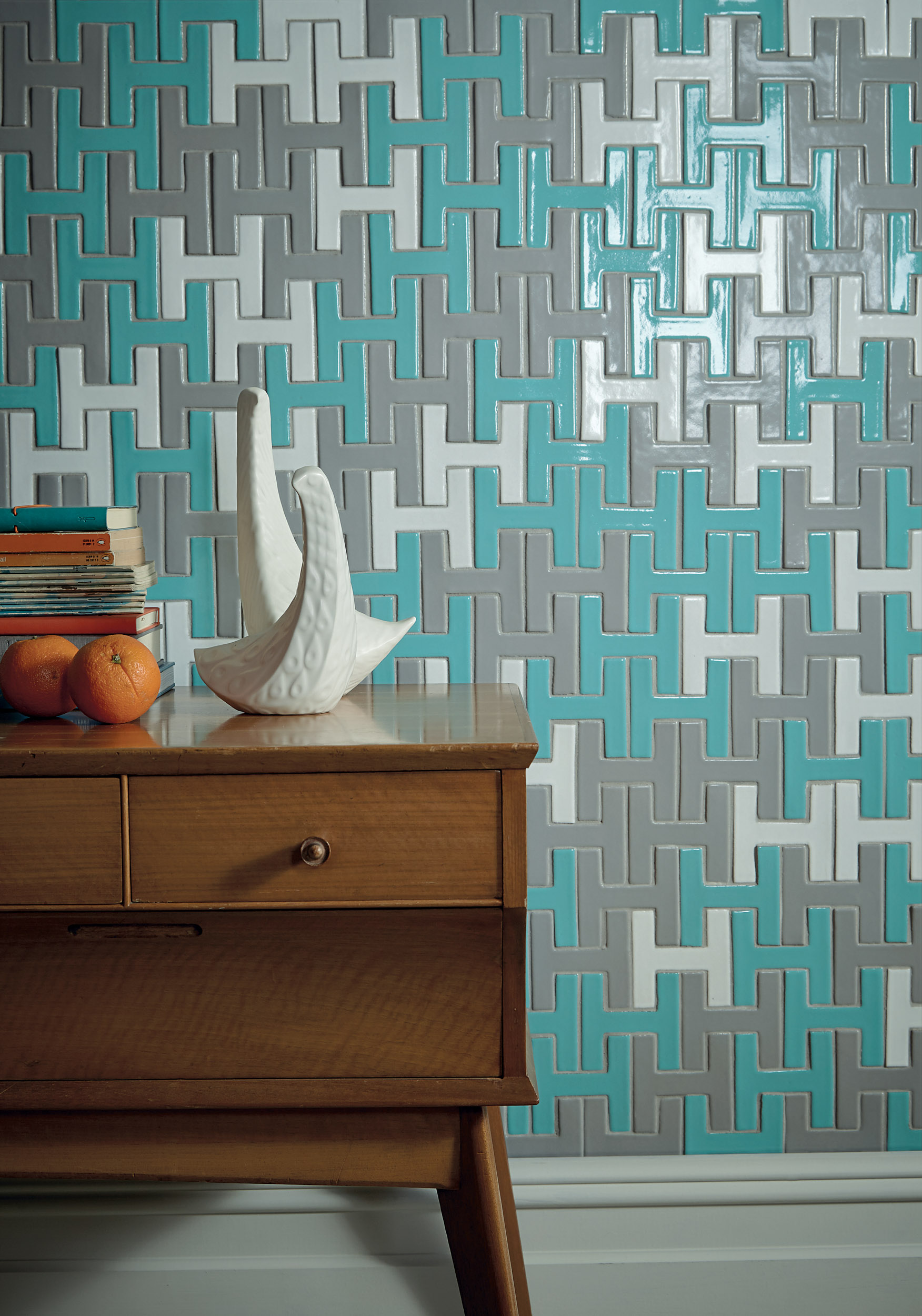 Chaine_Homme__Fired_Earth__Rainy_Day__Residential__Turquoise__White_Wash.jpeg
