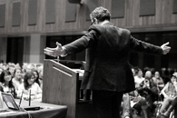 12_conf_glass_bw
