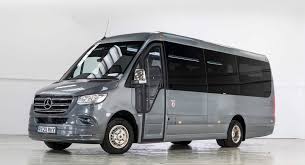 Efficient 30 Seater Coach Hire for Group Travel Efficient 30 Seater Coach Hire for Group Travel