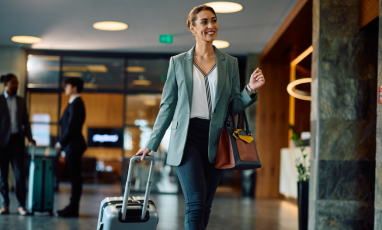 Smart Luxury: How to Look Rich While Spending Wisely Smart Luxury: How to Look Rich While Spending Wisely