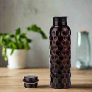 Why Copper Bottles Tarnish – and How to Restore Their Shine Safely Why Copper Bottles Tarnish – and How to Restore Their Shine Safely
