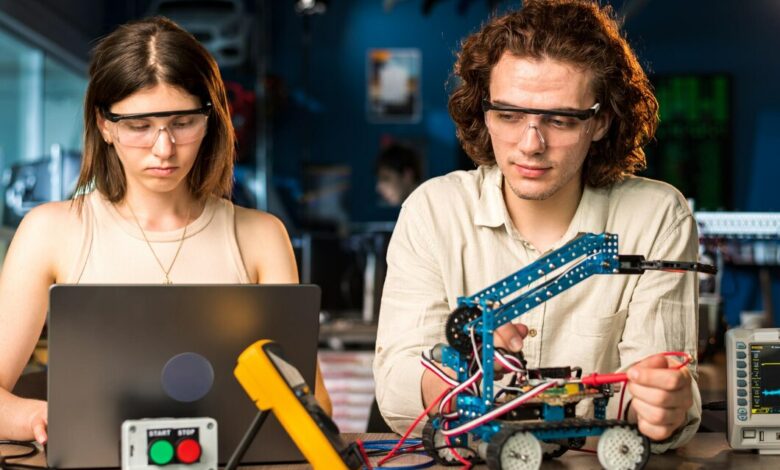 Receive Training in Bots, Brains & Beyond with Robotics and Automation Engineering Course Receive Training in Bots, Brains & Beyond with Robotics and Automation Engineering Course