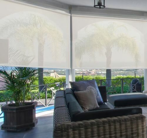 Outdoor Shades for Patio: A Complete Guide to Sun, Heat, and Privacy Outdoor Shades for Patio: A Complete Guide to Sun, Heat, and Privacy