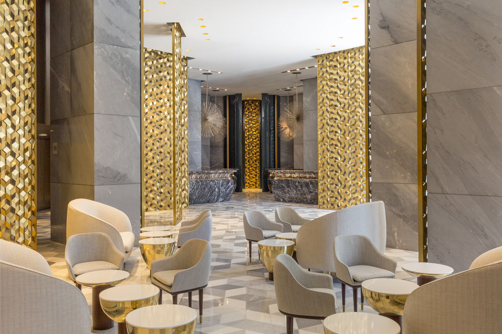 A lobby that makes you go 'Wow'. Distinction's comfortable and stylish