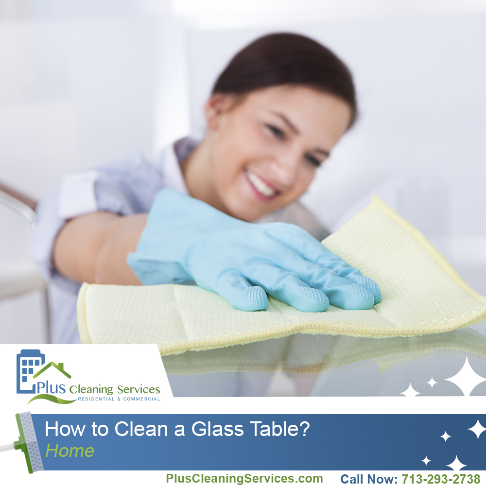 To clean a glass table we can use a homemade mixture of water, ammonia