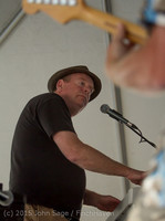 18272 Loose Change at Beer Garden Festival Friday 2015 071715