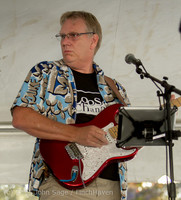 18444 Loose Change at Beer Garden Festival Friday 2015 071715