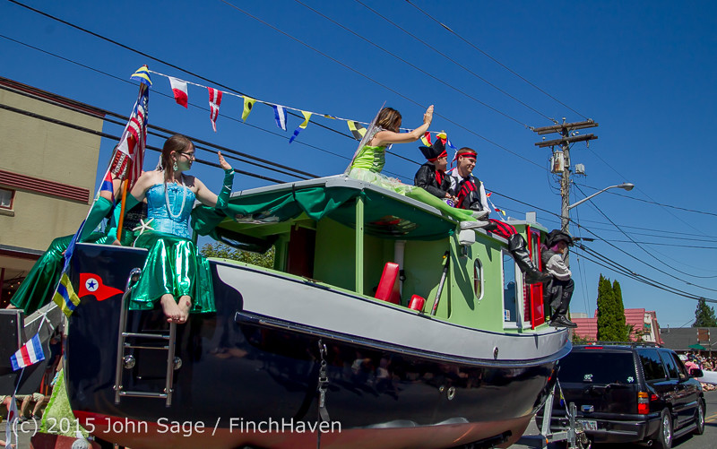 22676 the Grand Parade 2015 071815