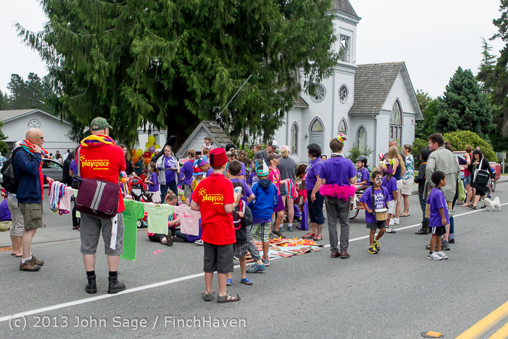 5338 Vashon Strawberry Festival Grand Parade 2013 072013