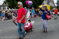 5374 Vashon Strawberry Festival Grand Parade 2013 072013