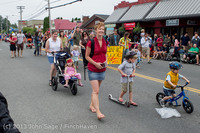 5425 Vashon Strawberry Festival Grand Parade 2013 072013
