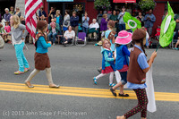 5670 Vashon Strawberry Festival Grand Parade 2013 072013