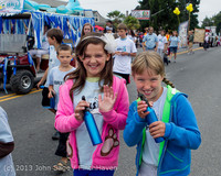 5744 Vashon Strawberry Festival Grand Parade 2013 072013