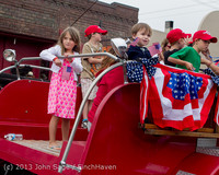 6040 Vashon Strawberry Festival Grand Parade 2013 072013