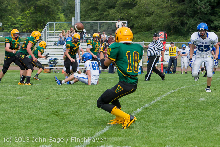 4454 Football v Orcas Island 090713