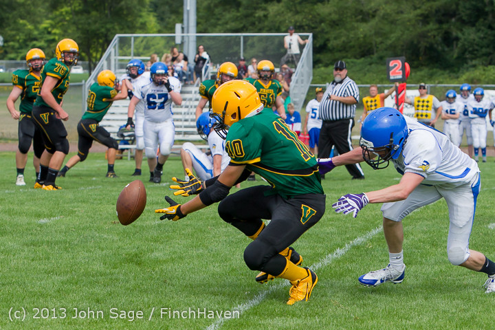 4458 Football v Orcas Island 090713