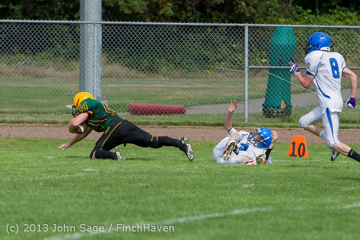 4606 Football v Orcas Island 090713