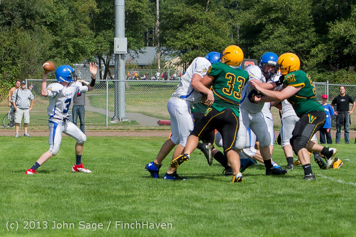 4758 Football v Orcas Island 090713